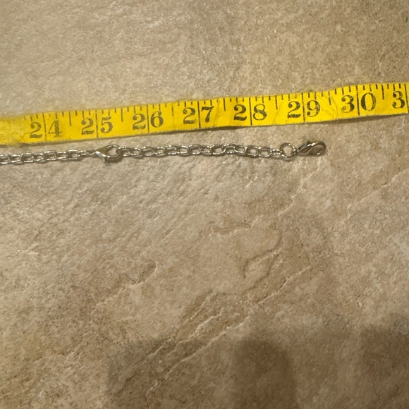 GOING TO THE CHAPEL WHITE BEADED PEARL FLORAL APPLIQUE PURSE - Picture 3 of 3